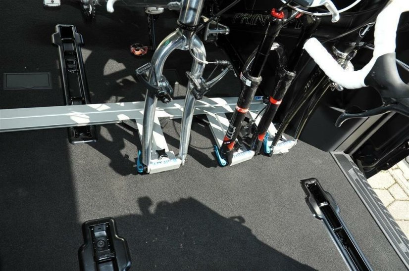 RF lišta pro upevňovací body P4, 130cm (S27D)